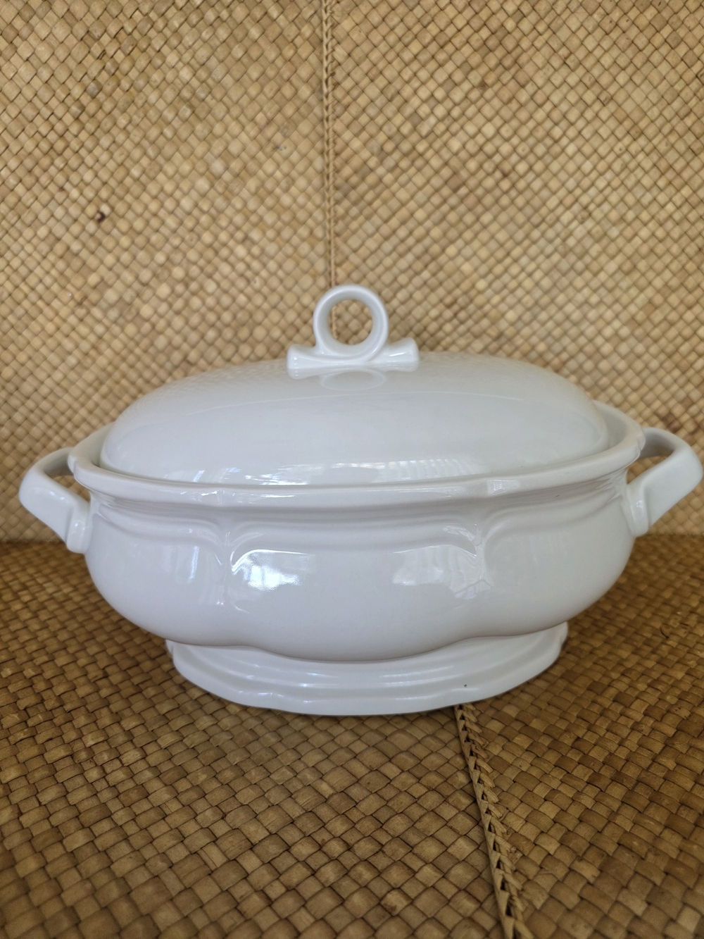 Mikasa White French Countryside Covered Ceramic Serving Dish
